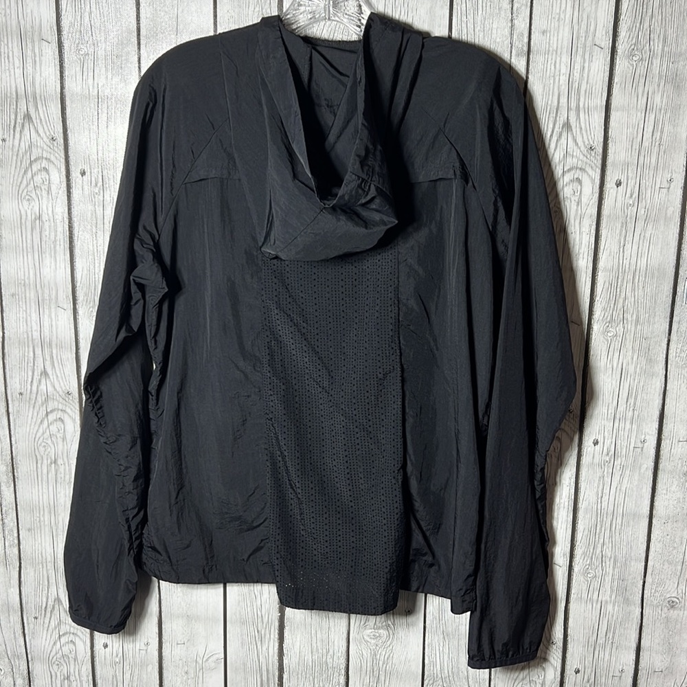 Fabletics Black Zip Up Windbreaker Jacket Size Xl - image 8
